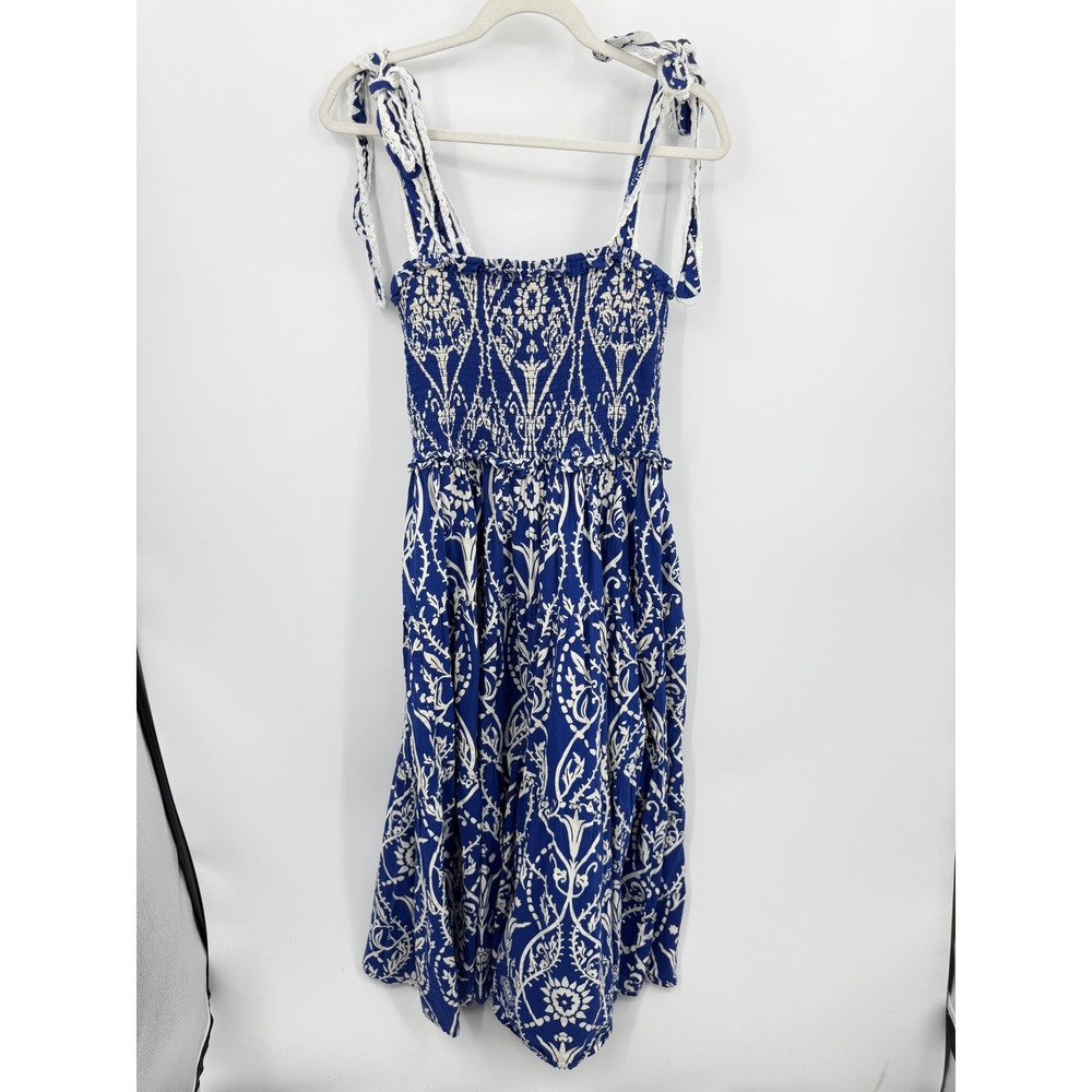 Beyond by Vera Sundress‎ Womens M Blue White Smocked Tie Shoulder Cotton Midi